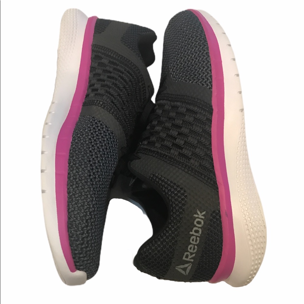 💥 MOVING SALE Reebok Athletic Shoes 9.5